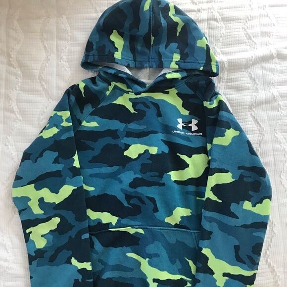 Under Armour boys cold gear loose hoodie size YXL - Picture 1 of 2